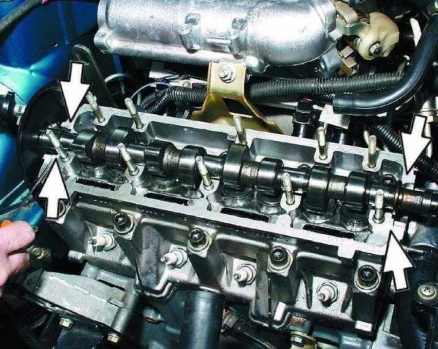 Ремонт двигателя 2110. Распредвал ВАЗ 2110 8 клапанов. Головка с распредвалом ВАЗ 2115. Маслосъемные колпачки ВАЗ 2115. Распредвал 8 клапанный ВАЗ.