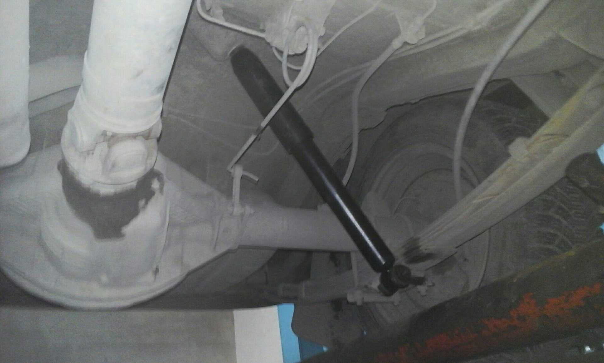 Устройство и ремонт передней подвески на газ-31105 своими руками
