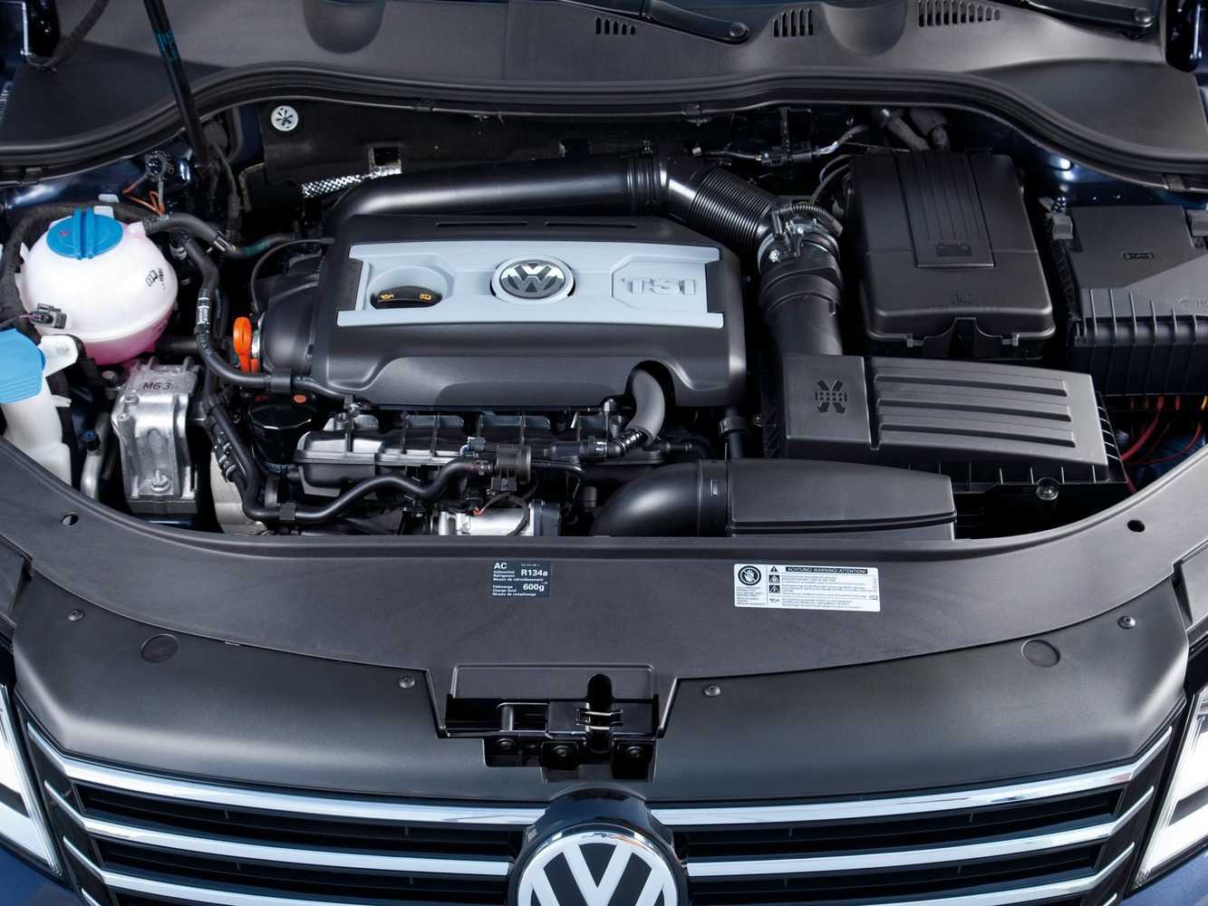 VW Passat b7 мотор