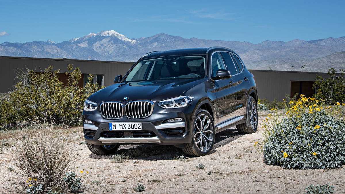Что нового у BMW X3 2019, экстерьер, интерьер, комплектации и опции, цена, двигатель и трансмиссия, тест драйв, плюсы и минусы
