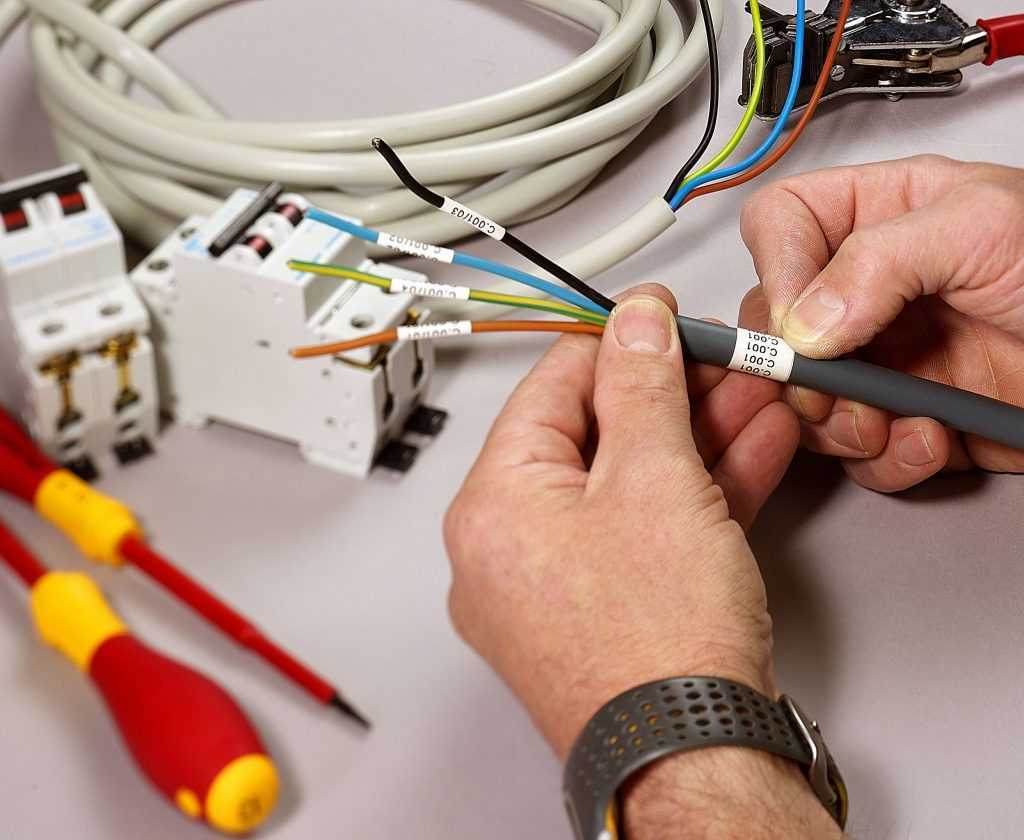 Маркировка проводов и кабелей при монтаже