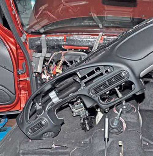 Снятие и установка комбинации приборов Niva Chevrolet