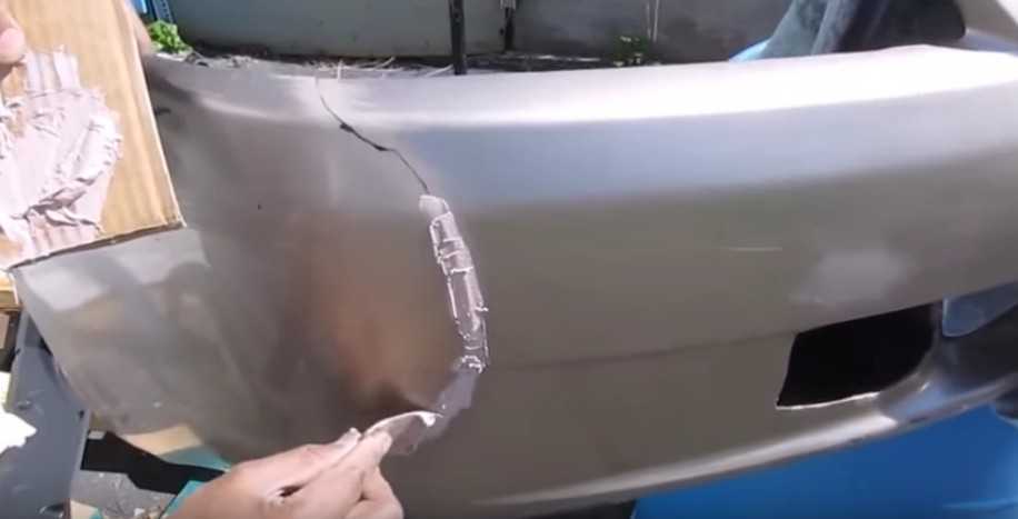 Как отремонтировать бампер автомобиля своими руками