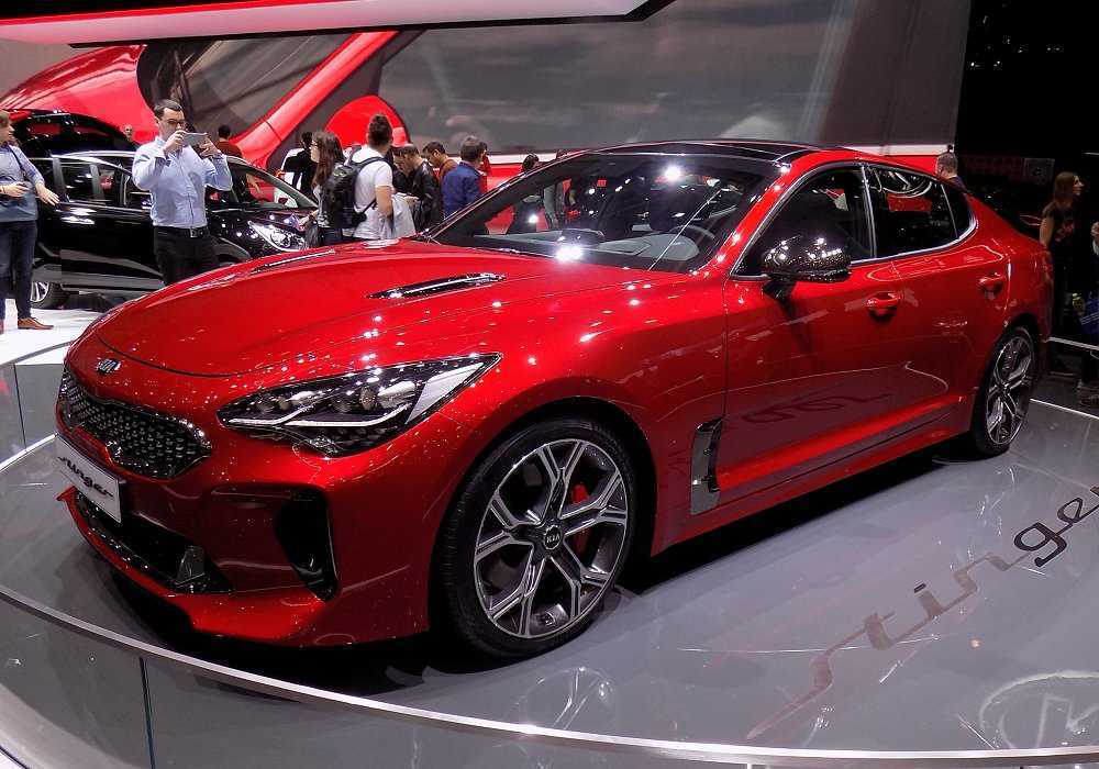 Отзывы владельцев kia stinger
