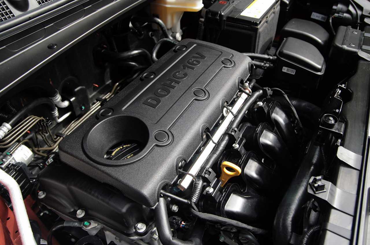 Ремонт двигателя киа спортейдж бензин. Двигатель Kia Sportage 2.0. Kia Sportage 3 двигатель 2.0. Киа Спортейдж 2 двигатель 2.0. Kia Sportage 2011 двигатель DOHC.